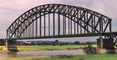 spoorbrug-Oosterbeek